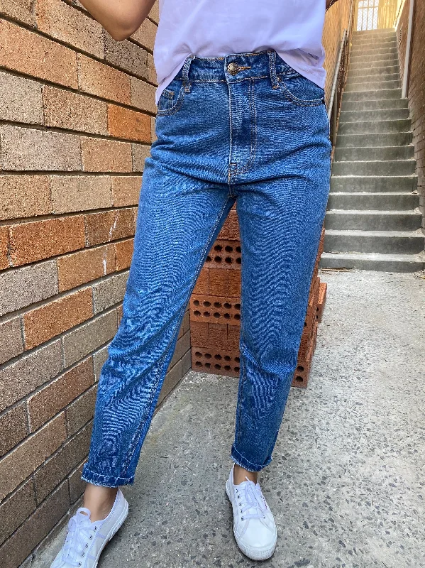 Bootcut Jeans for Flattering -Dark wash Mommy Jean