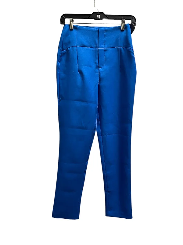 Soft stretch pants for all-day wear ease -Pants Dress By Clothes Mentor In Blue, Size: 2