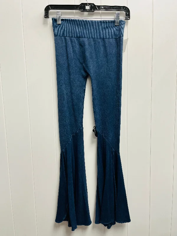 Tailored wool pants for sharp winter dressing -Pants Wide Leg By Nikibiki In Navy, Size: S