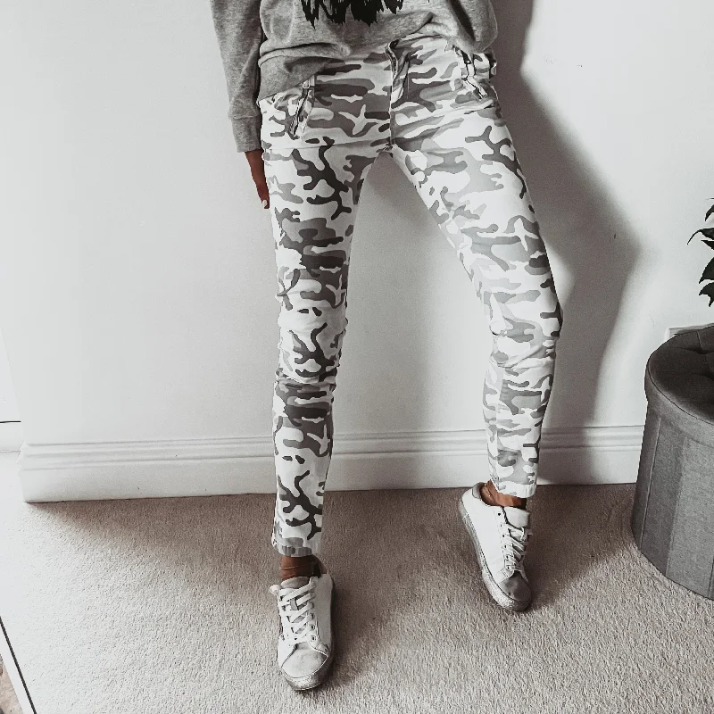 Bermuda Shorts Jeans for Modesty -Light grey camo combat jeans