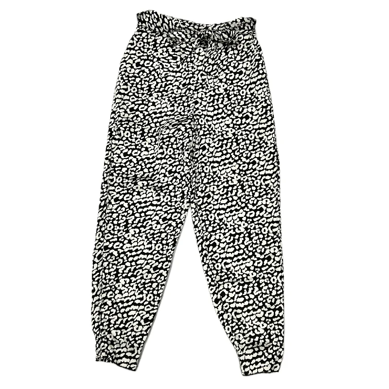 Stretchy leggings pants for casual active days -Pants Joggers By Lovers & Friends In Leopard Print, Size: Xs