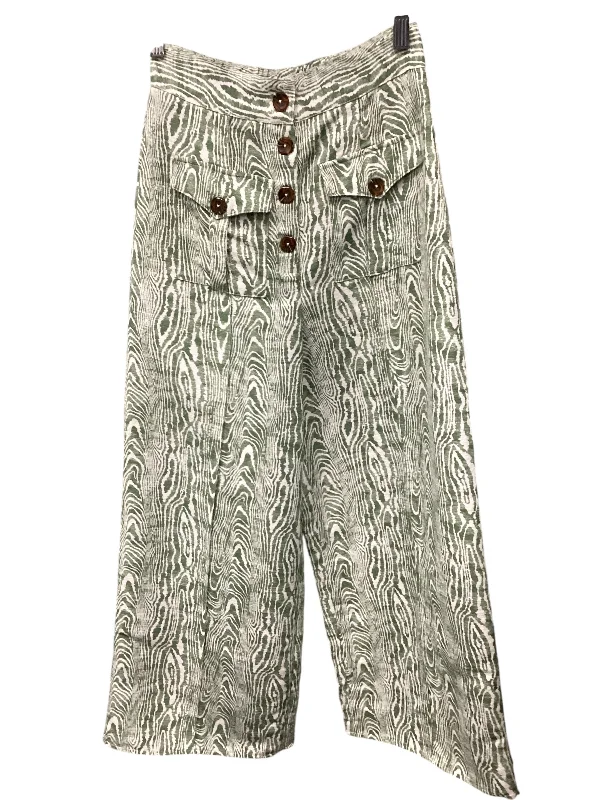 Weather-resistant pants for unpredictable climate needs -Pants Wide Leg By Clothes Mentor In Green & White, Size: Xs