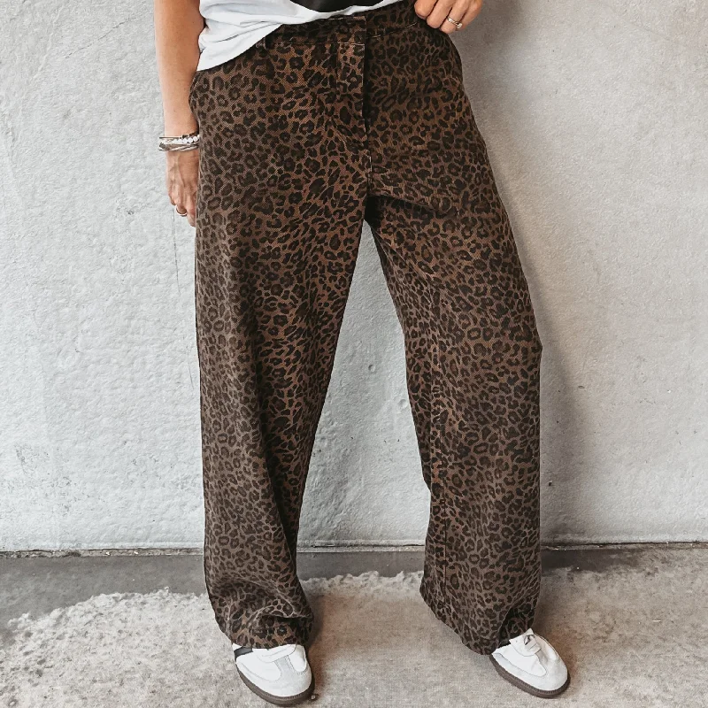 Ripped Jeans for Trendy Look -Leopard wide jeans *NEW*