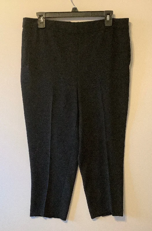 Lightweight culottes pants for summer fashion flair -Pants Other By Chicos In Black, Size: L