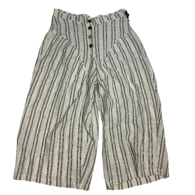 Heavy-duty ripstop pants for extreme hiking durability -Pants Cropped By Free People In Cream, Size: M