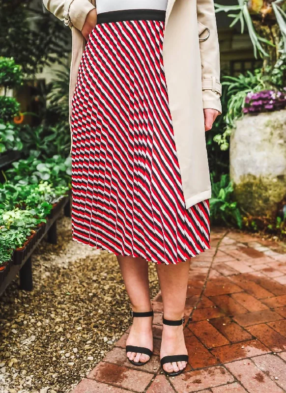 Layered Short Skirts for Fun -Sacred Pleated Midi Skirt In Multi