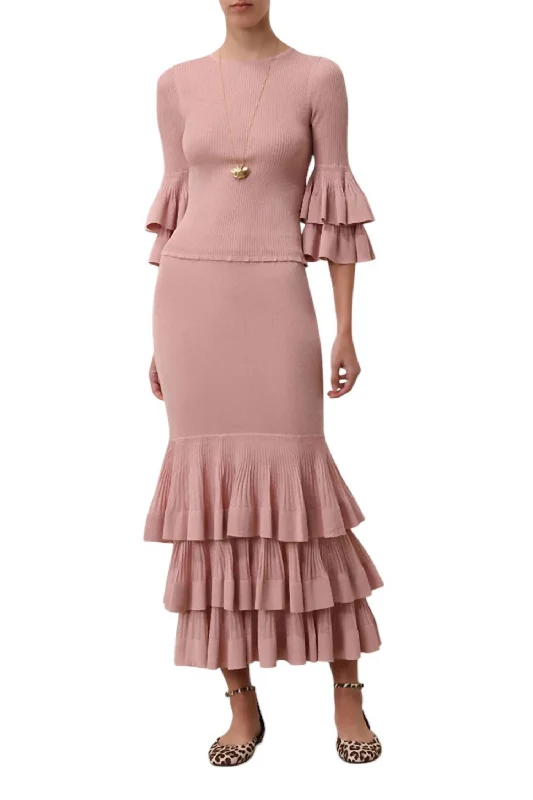 Flared Long Skirts for Drama -Illustration Tiered Skirt In Pink