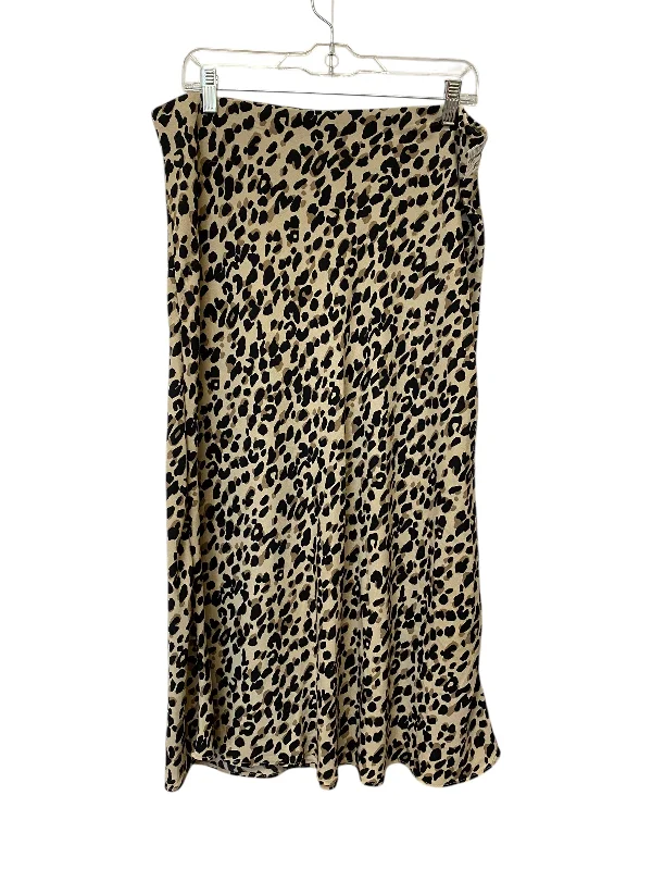 Lightweight skirts for warm weather comfort -Skirt Maxi By Halogen In Animal Print, Size: L